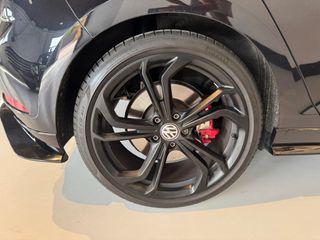 GTI TCR TECHO AKRA DCC DYNAUDIO 