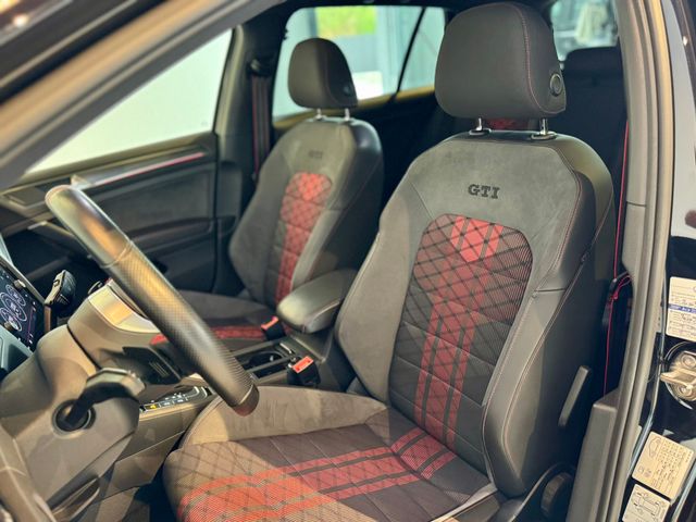 GTI TCR TECHO AKRA DCC DYNAUDIO 