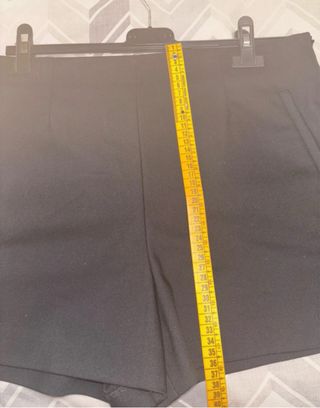 Shorts negros Zara
