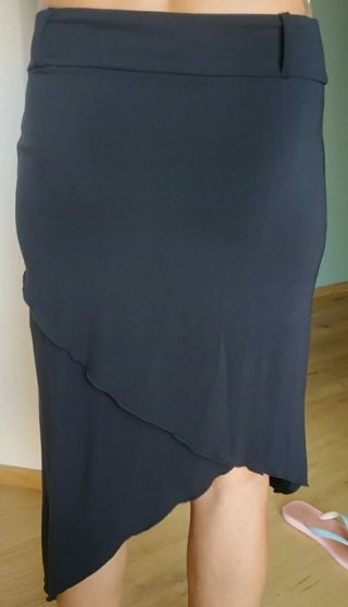 Gonna nera asimmetrica