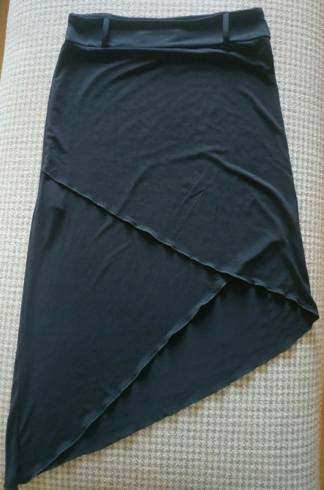 Gonna nera asimmetrica