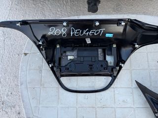 Peugeout 208: Navigatore stereo