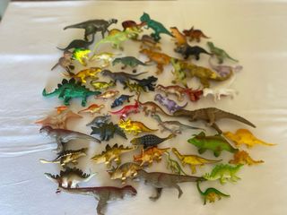 Lote de 55 Dinossauros em miniatura coloridos