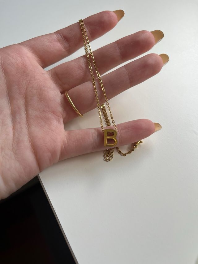 Collar inicial acero inoxidable letra B