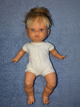 Muñeca bebé Antonio Juan