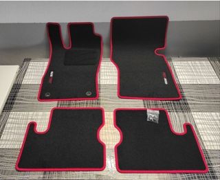 + Opel Astra F Pack Alfombrillas + Maletero 