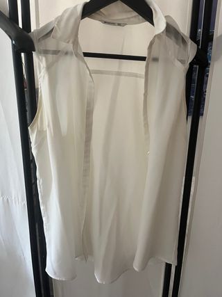 Camicia bianca senza maniche