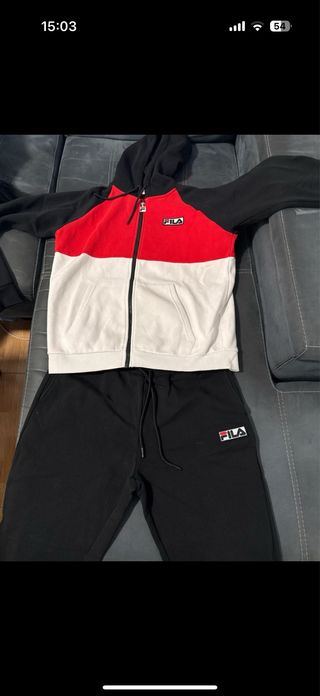 Chándal Fila hombre - Rojo-Negro
algunas pelotilla