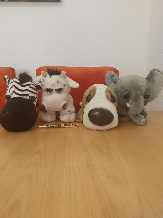 4 Peluches Animales - Ojos Tristes