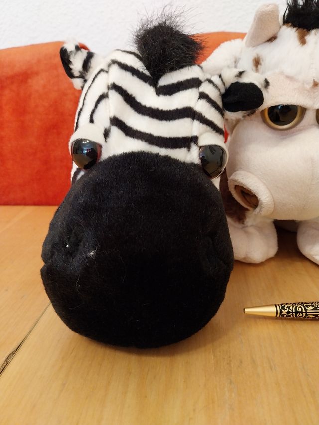 4 Peluches Animales - Ojos Tristes