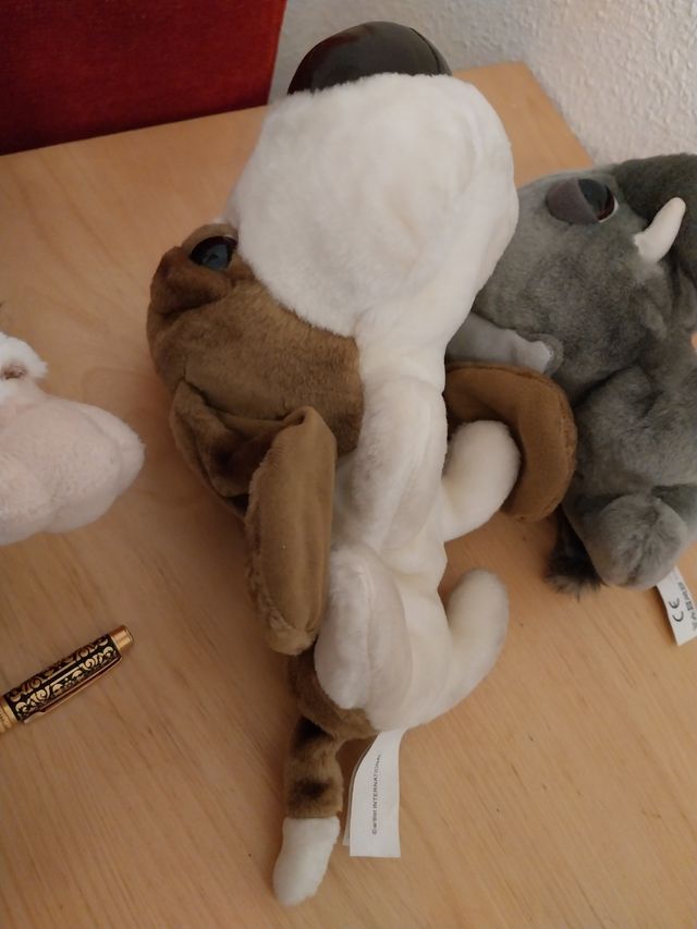 4 Peluches Animales - Ojos Tristes