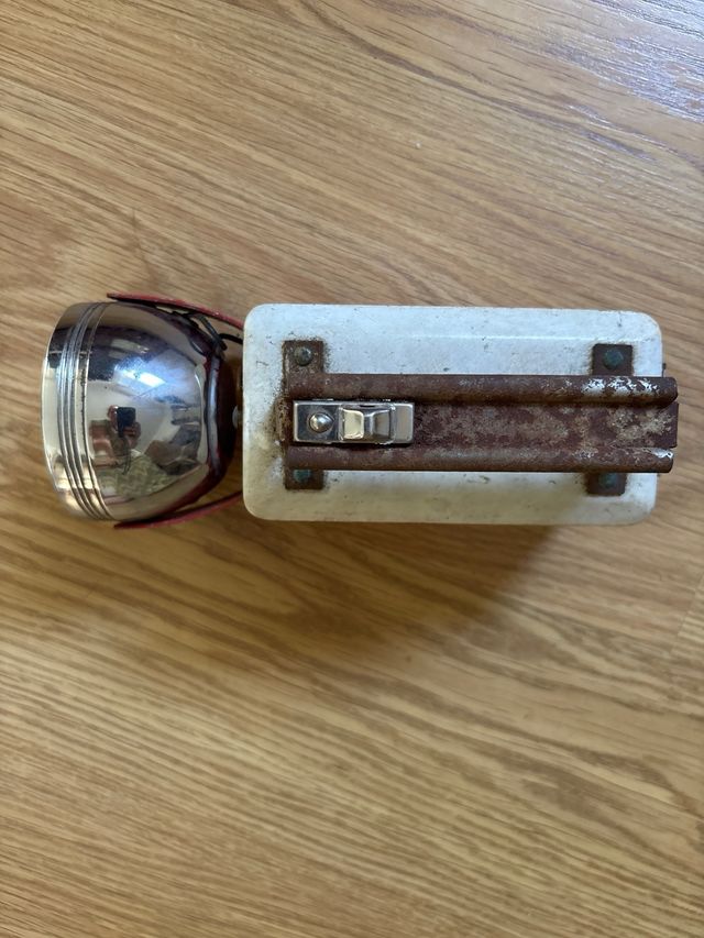 Linterna antigua HUNTER