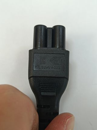 Cable alimentación AC tres pines