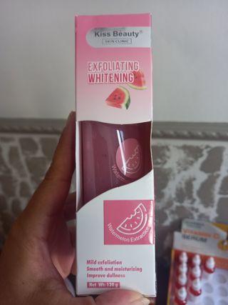 Exfoliante facial y corporal