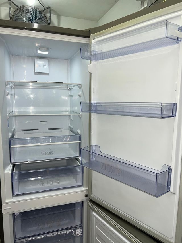 Nevera BEKO - Refrigerador
