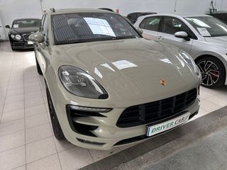 PORSCHE Macan GTS