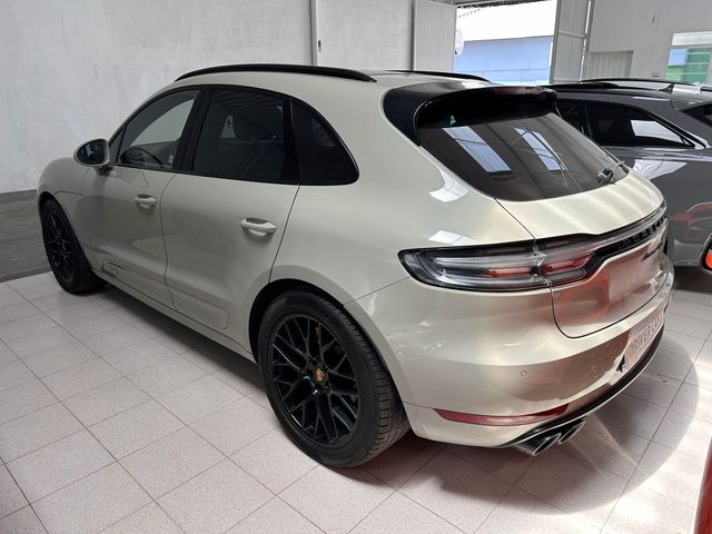 PORSCHE Macan GTS