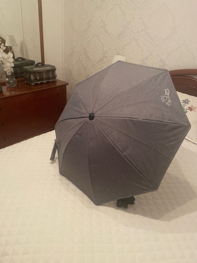 Sombrilla para cochecito gris