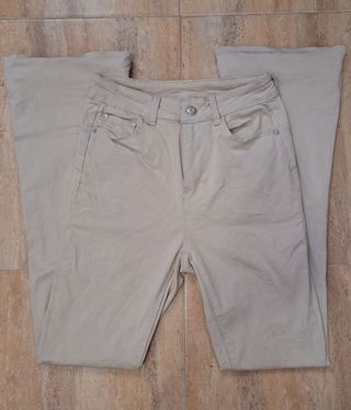 Pantalones campana beige