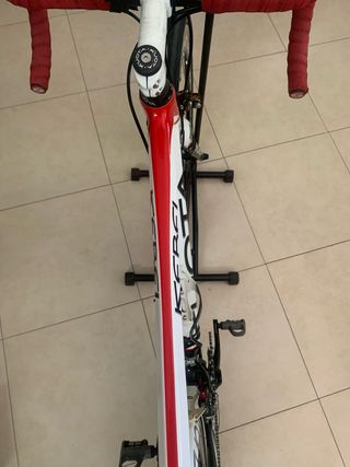 Bicicleta carretera Kuota Kebel carbono
