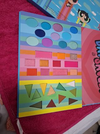 Paleta sombras Makeup Revolution Powerpuff Girls