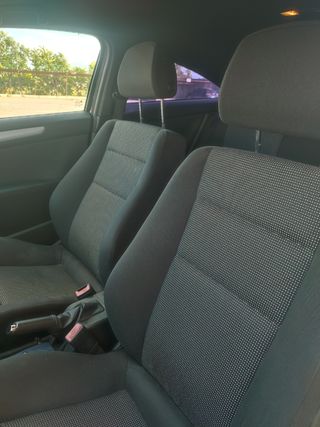 Opel Astra GTC 1.9 CDTI Sport 120 cv