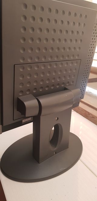 Monitor/pantalla ordenador de mesa