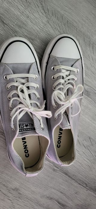 Converse grises plataforma