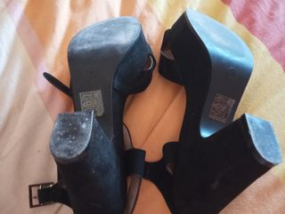 Sandalias negras mujer tacón