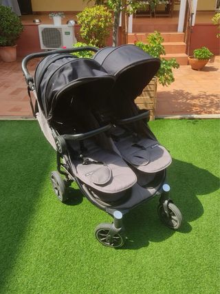 Carrito gemelar doble ligero
Marca: Baby Monster