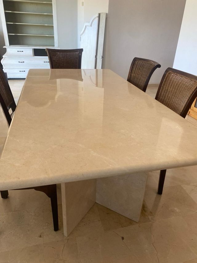 Mesa Comedor Mármol rosa beige