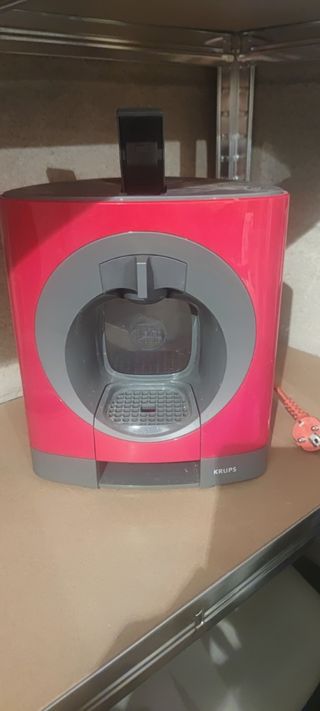 Cafetera Krups Dolce Gusto roja