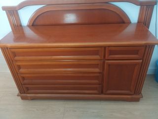 Cómoda madera provenzal