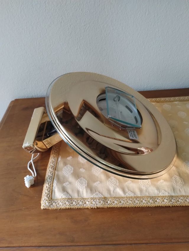 Lampada a muro alogena seminuova