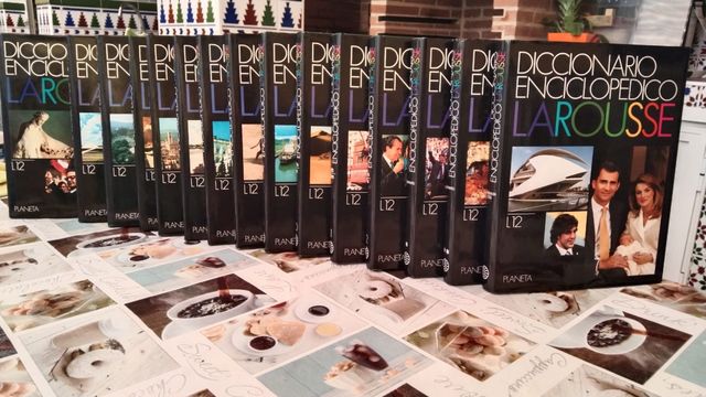 Diccionario/Enciclopedia Larousse de 15 tomos
