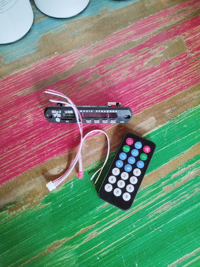 Reproductor MP3 USB FM - Negro