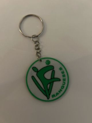 Se realizan llaveros personalizados.