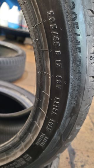 Neumáticos Continental 205/45R17