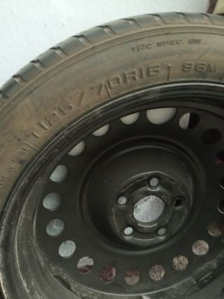 Rueda repuesto 125/70R16