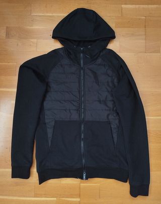 Sudadera Nike negra con capucha