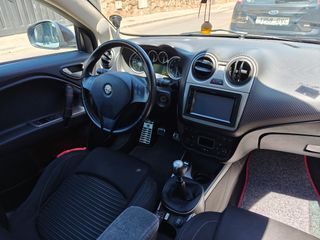 Alfa Romeo MiTO 2012