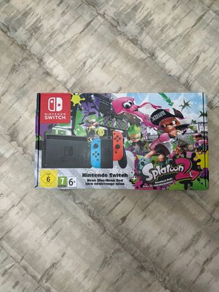 Nintendo Switch roja y azul + funda