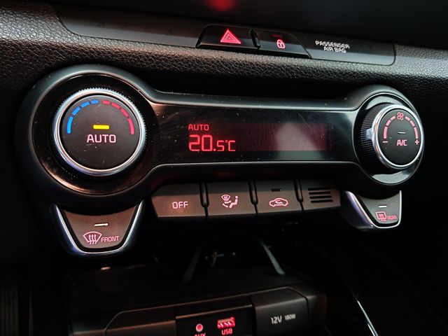 KIA Stonic 1.0 TGDi 100CV Drive