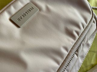 Bolso bandolera PULL&BEAR beige