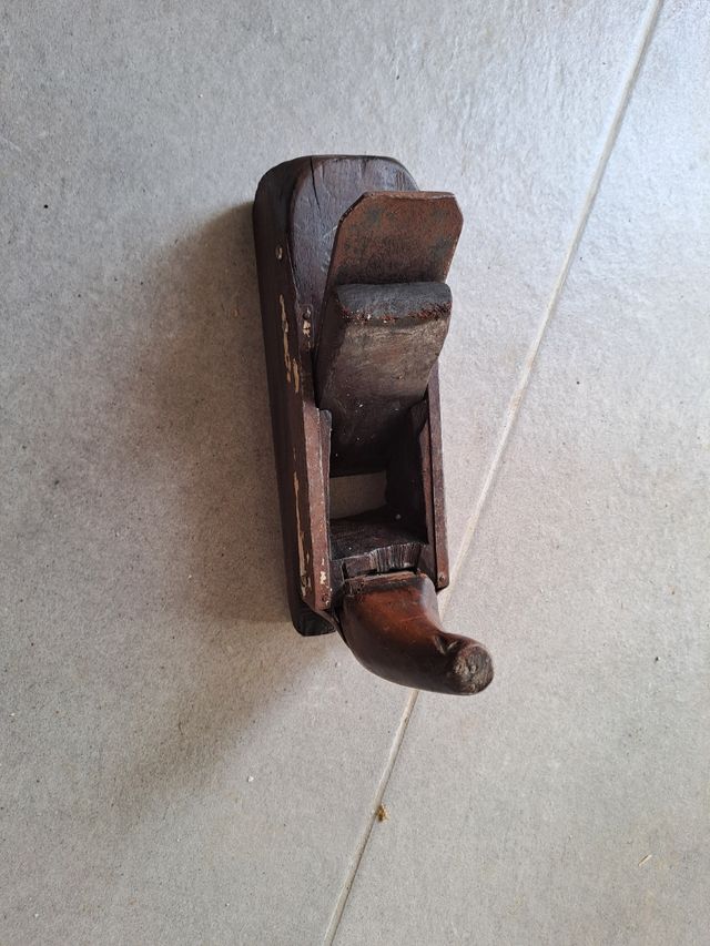 Pialla legno antica