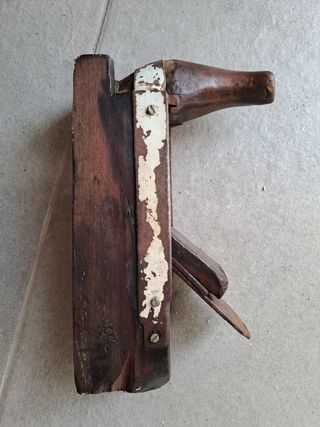 Pialla legno antica