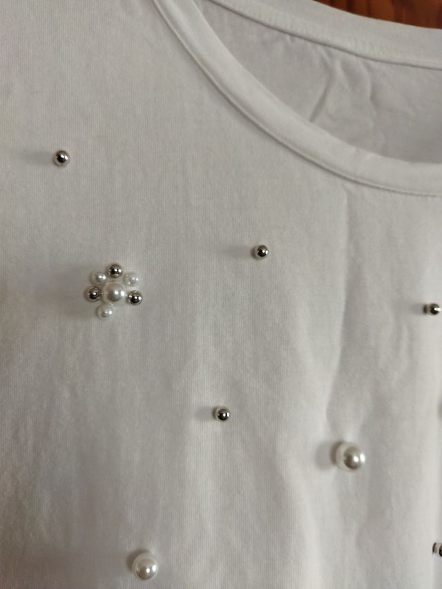 Camiseta perlas