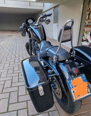 Harley Davidson XL 883 custom