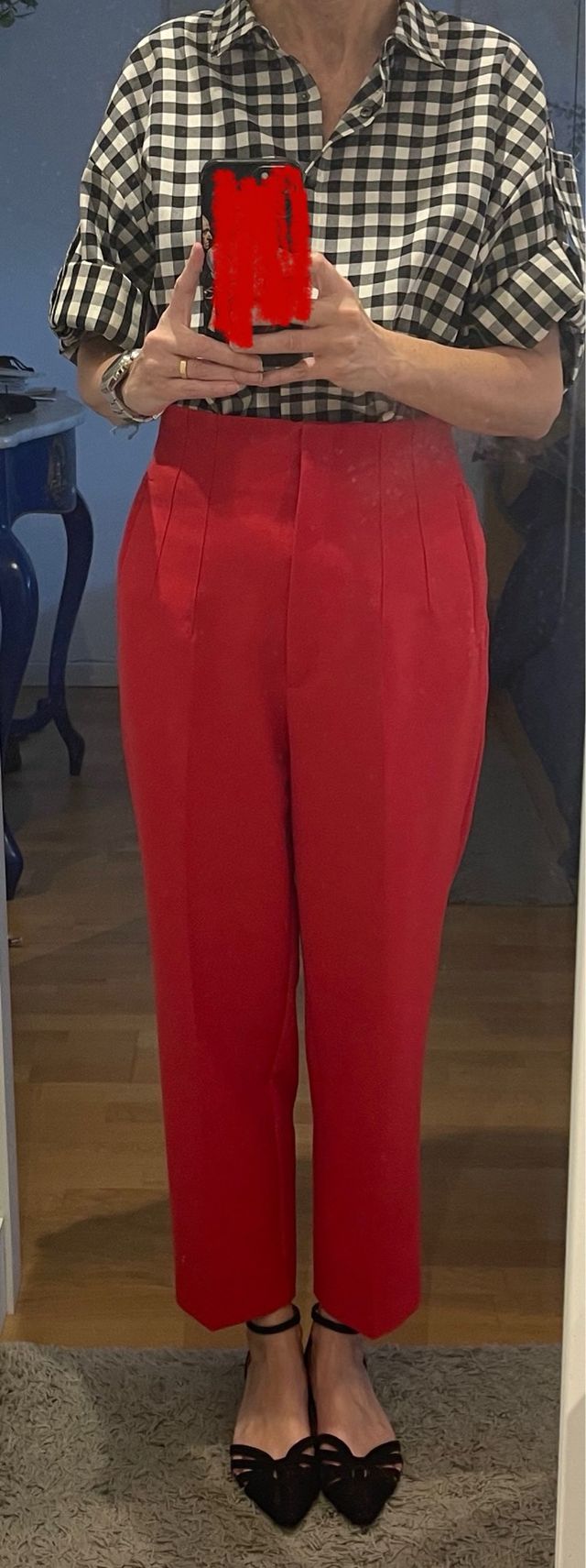 Pantalón rojo corte zanahoria