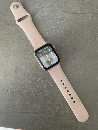 Apple Watch Series 5 40mm Rosa